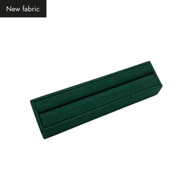 Racing green ring display block